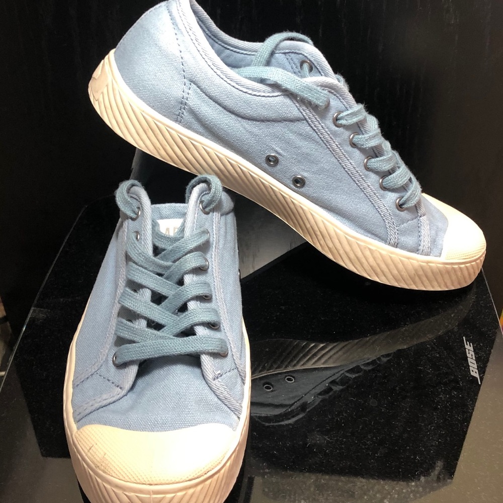 Women’s Palladium Shoes Size 8 1/2